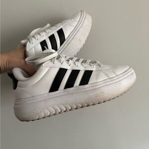 VGUC Adidas Grand Court Platform Shoe, sz 11
